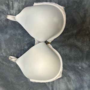 Victoria’s Secret Uplift Demi bra